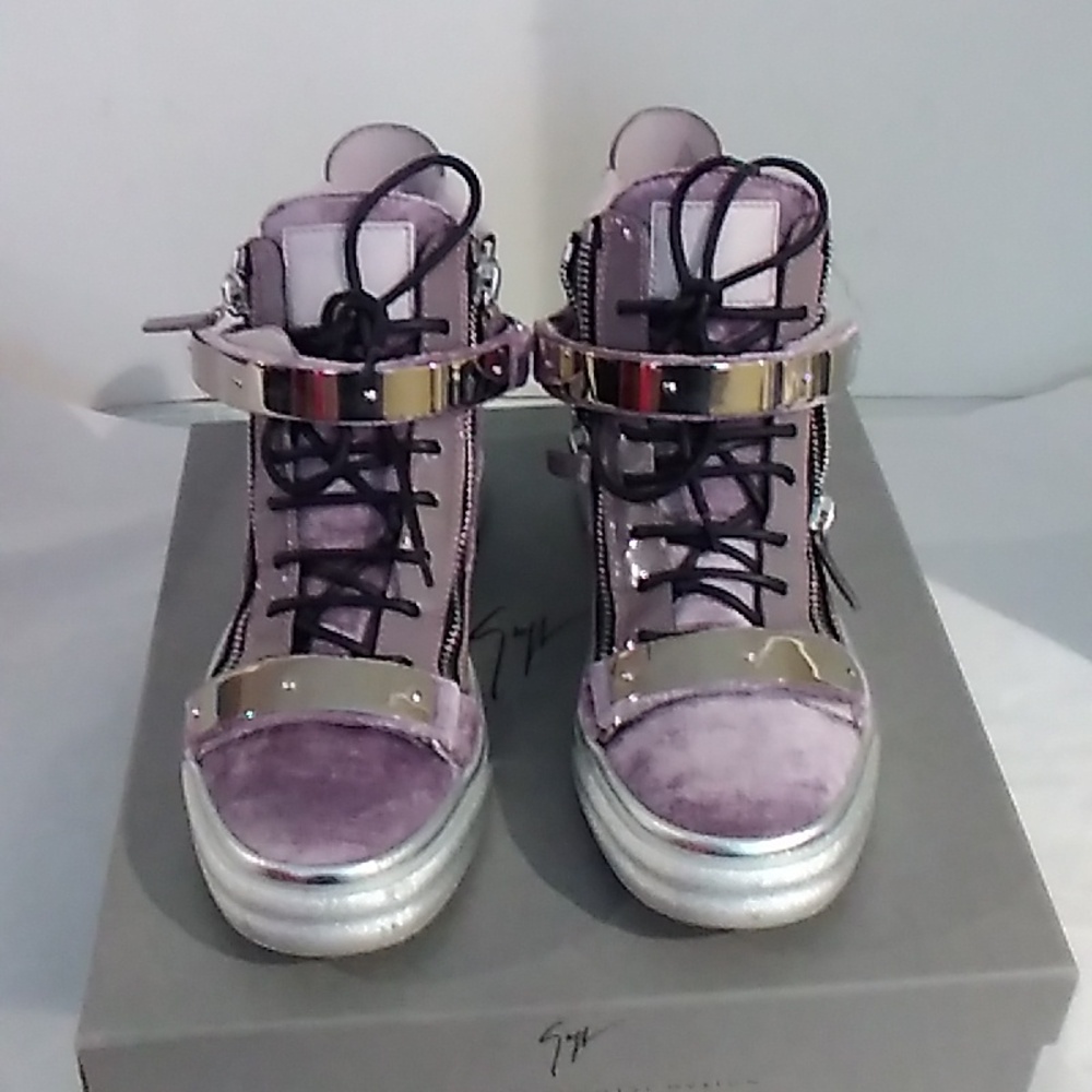 Guiseppe Zanotti High Top Sneaker Shoe Size 10B Purple And Silver